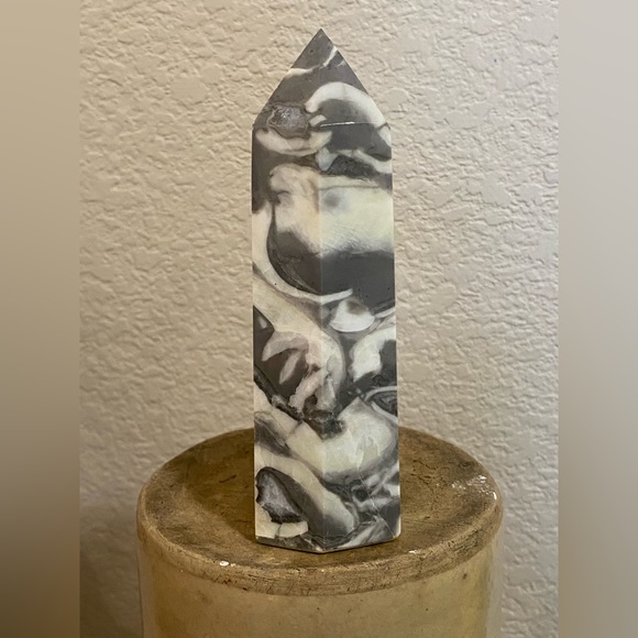 Shell Jasper Tower - Picture 4 of 4